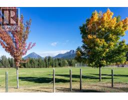 1526 Cedar Street, Golden, BC V0A1H0 Photo 12
