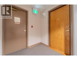 315 Village Grove Drive Unit# 301, Tecumseh, ON N8N5G4 Photo 12