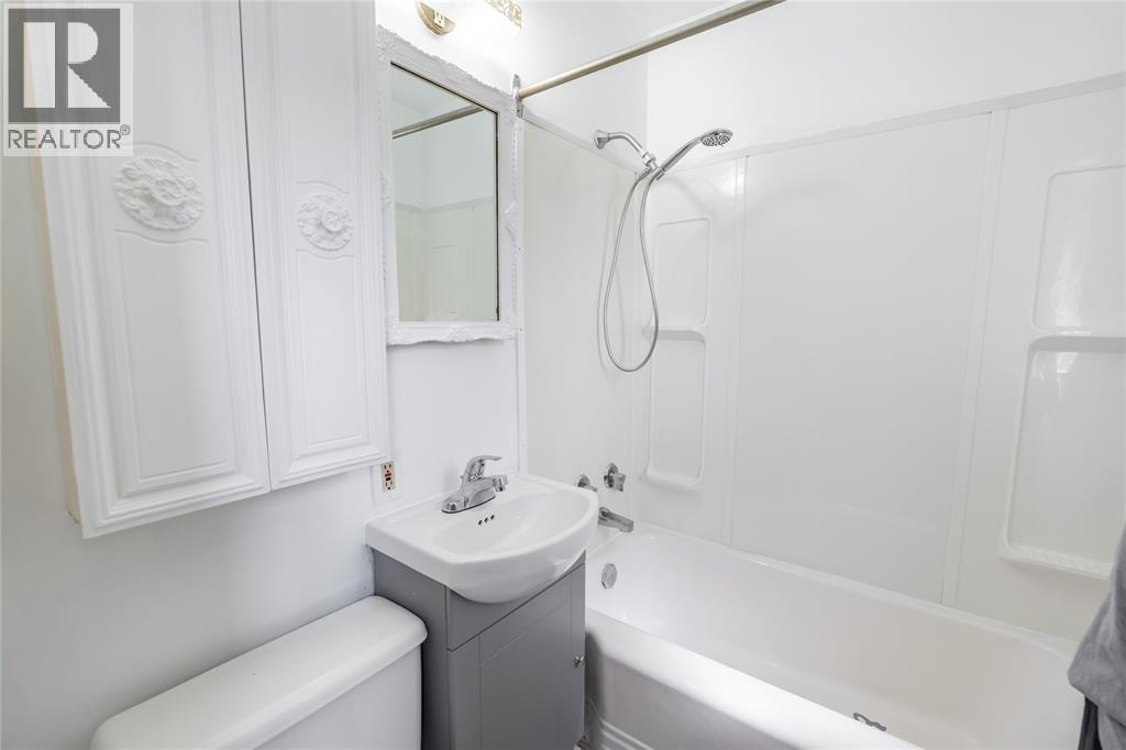 478 INDIAN ROAD, Sarnia, Ontario, N7T7G4 — Photo 5