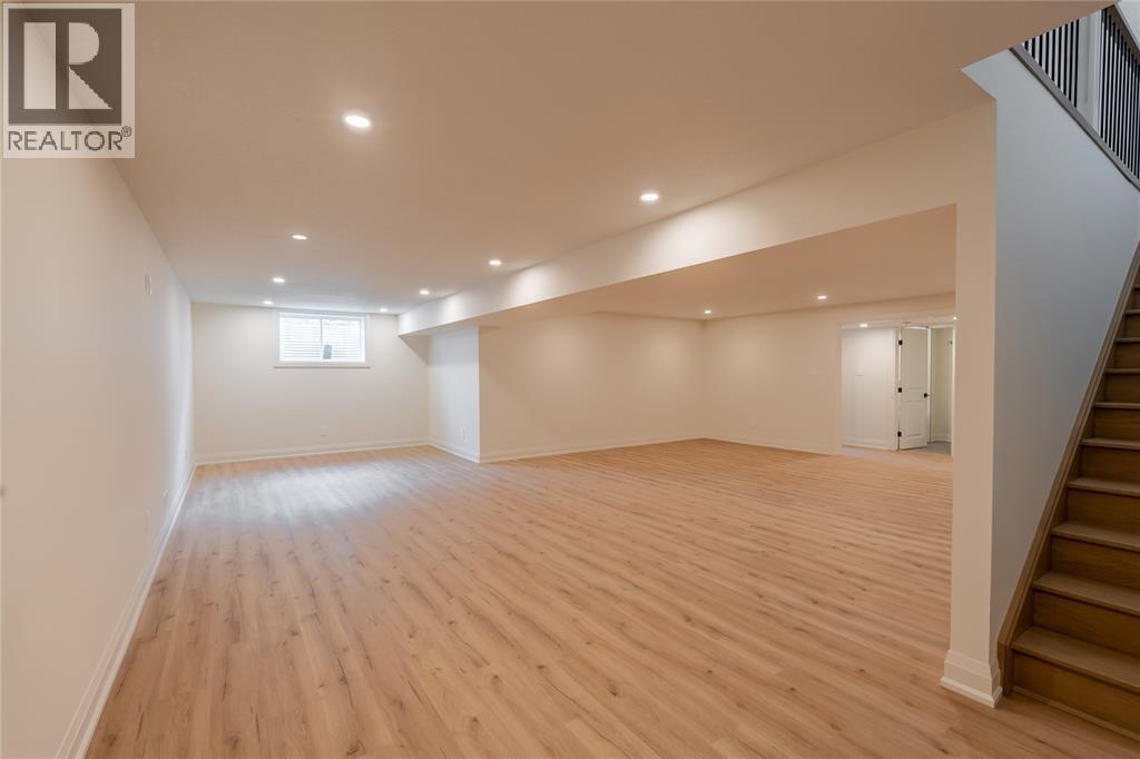 103 SUTHERLAND DRIVE - 29