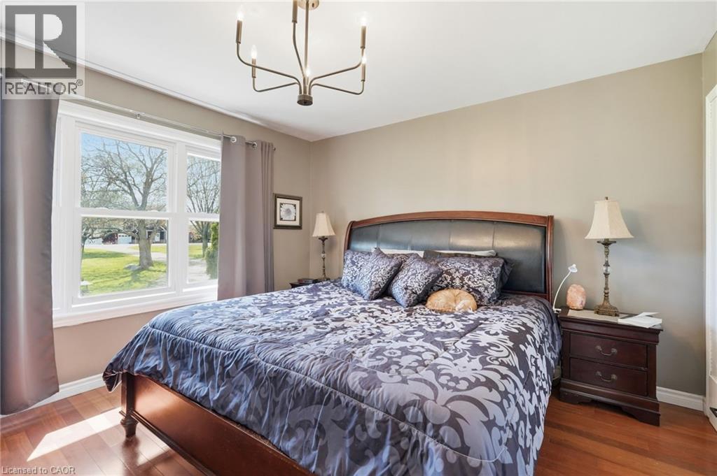 116 HALDIMAND ROAD 17 - 18