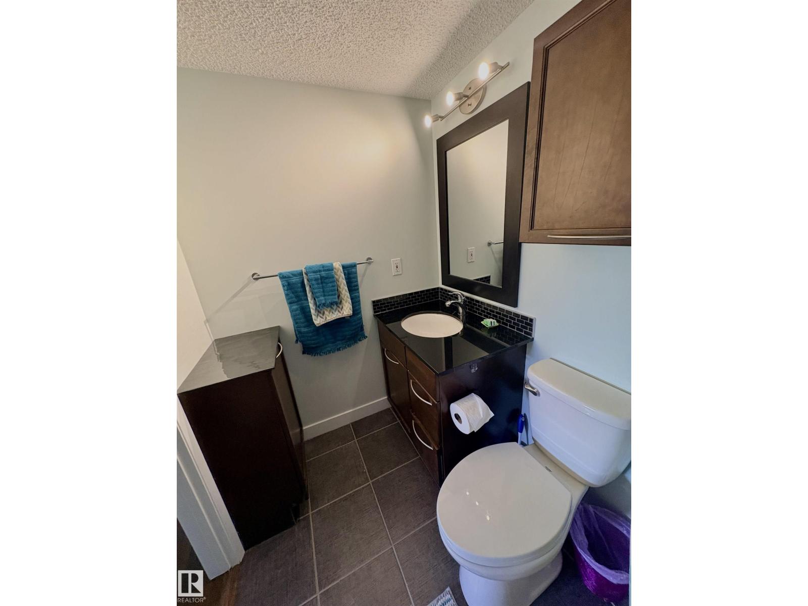 #163 10520 120 ST NW - 27