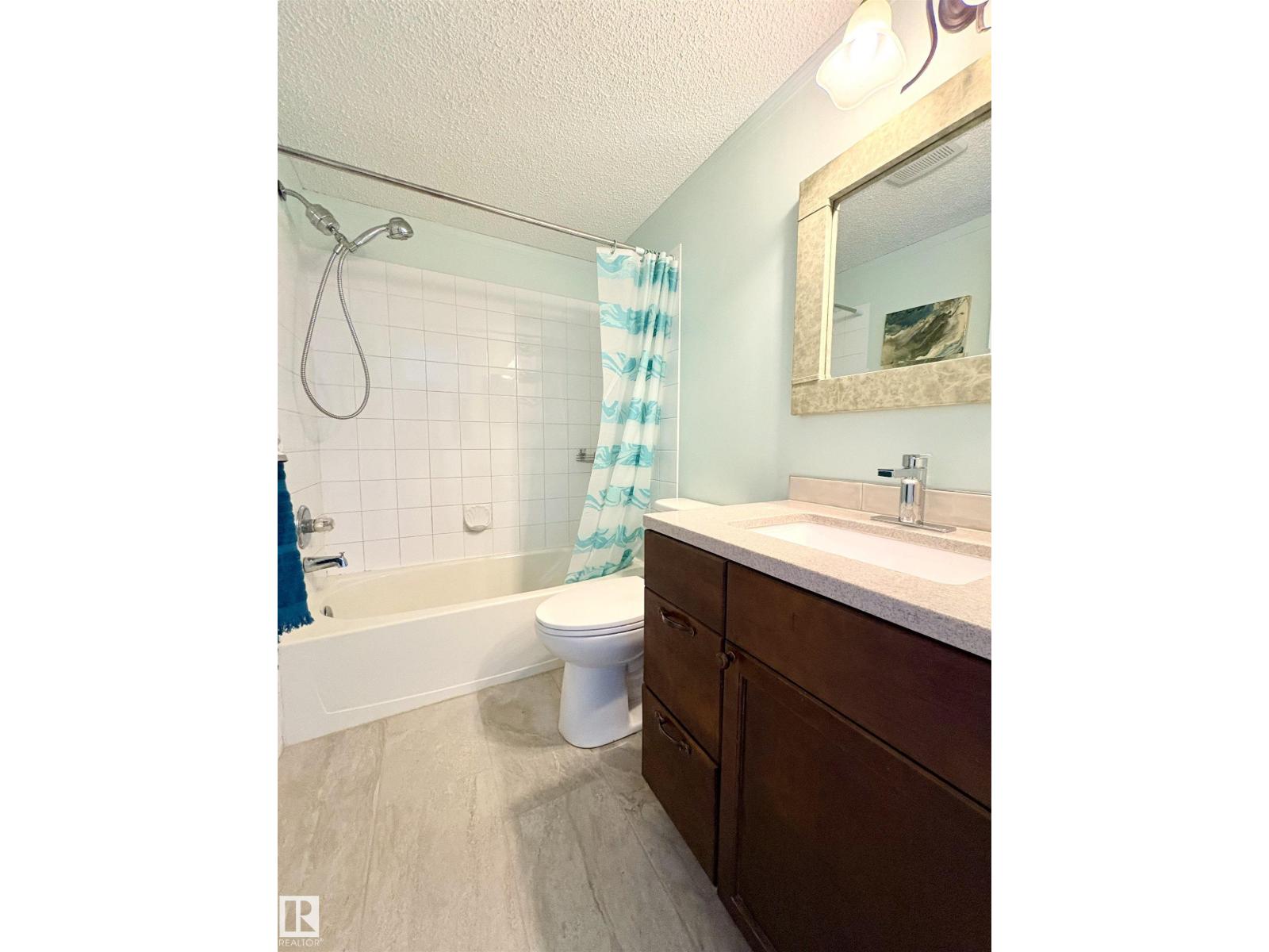 #163 10520 120 ST NW - 33