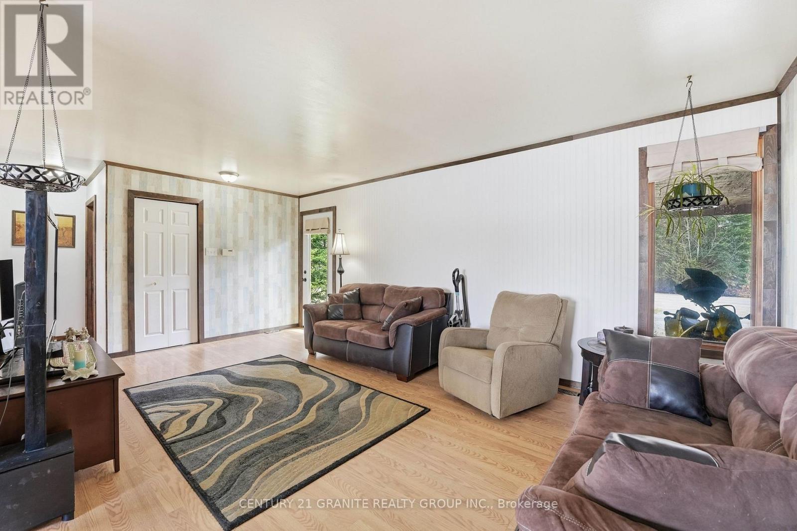 2710 MONCK ROAD - 9