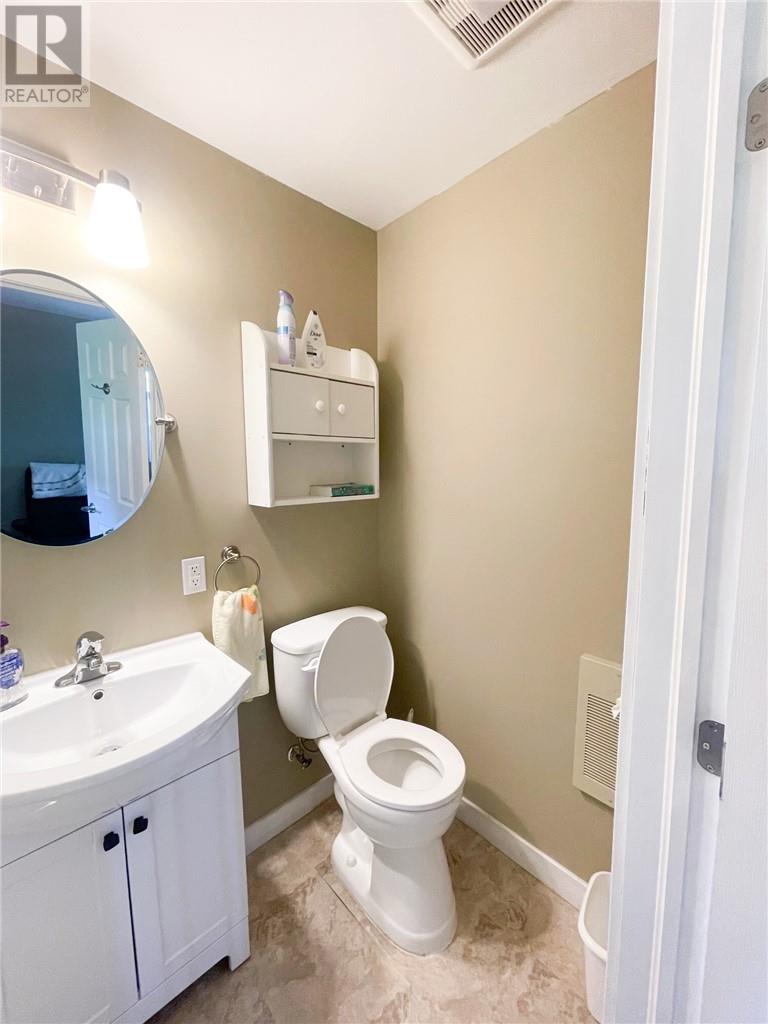 29 Sidney Lane, Mindemoya, Ontario, P0P1s0 — Photo 19