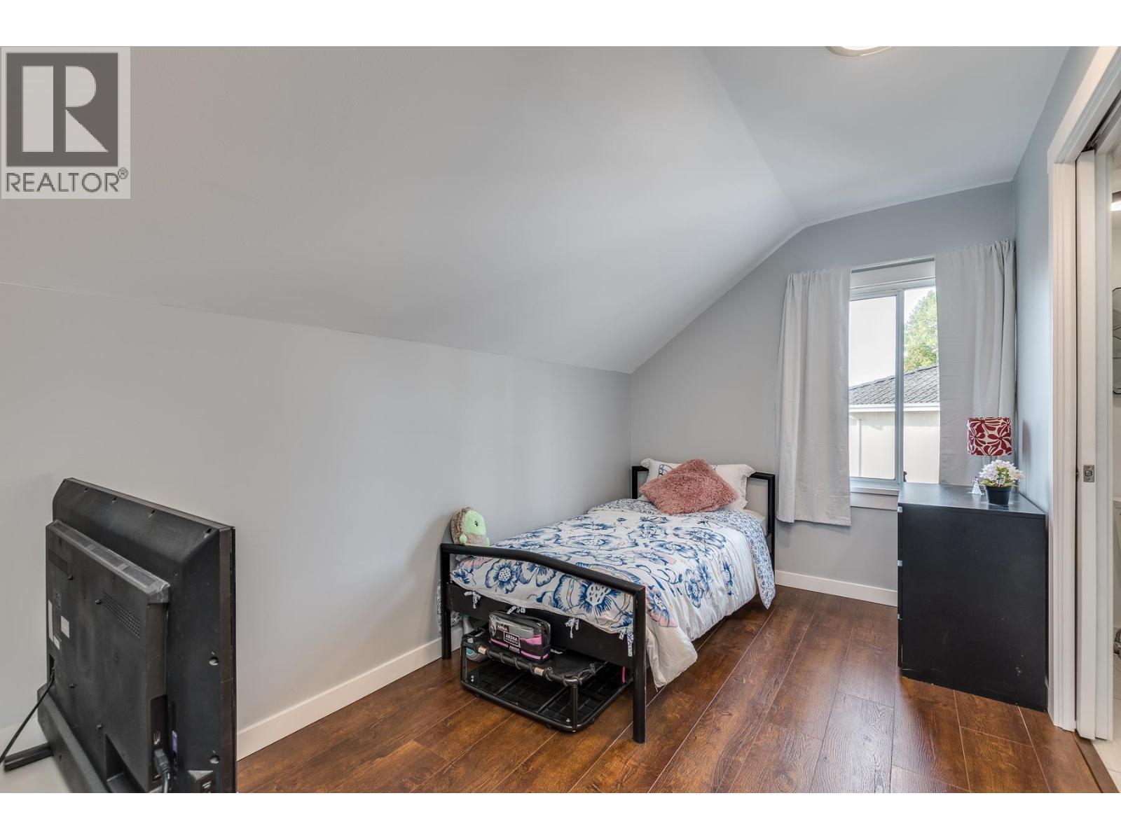 1276 DOUGLAS ROAD, Burnaby