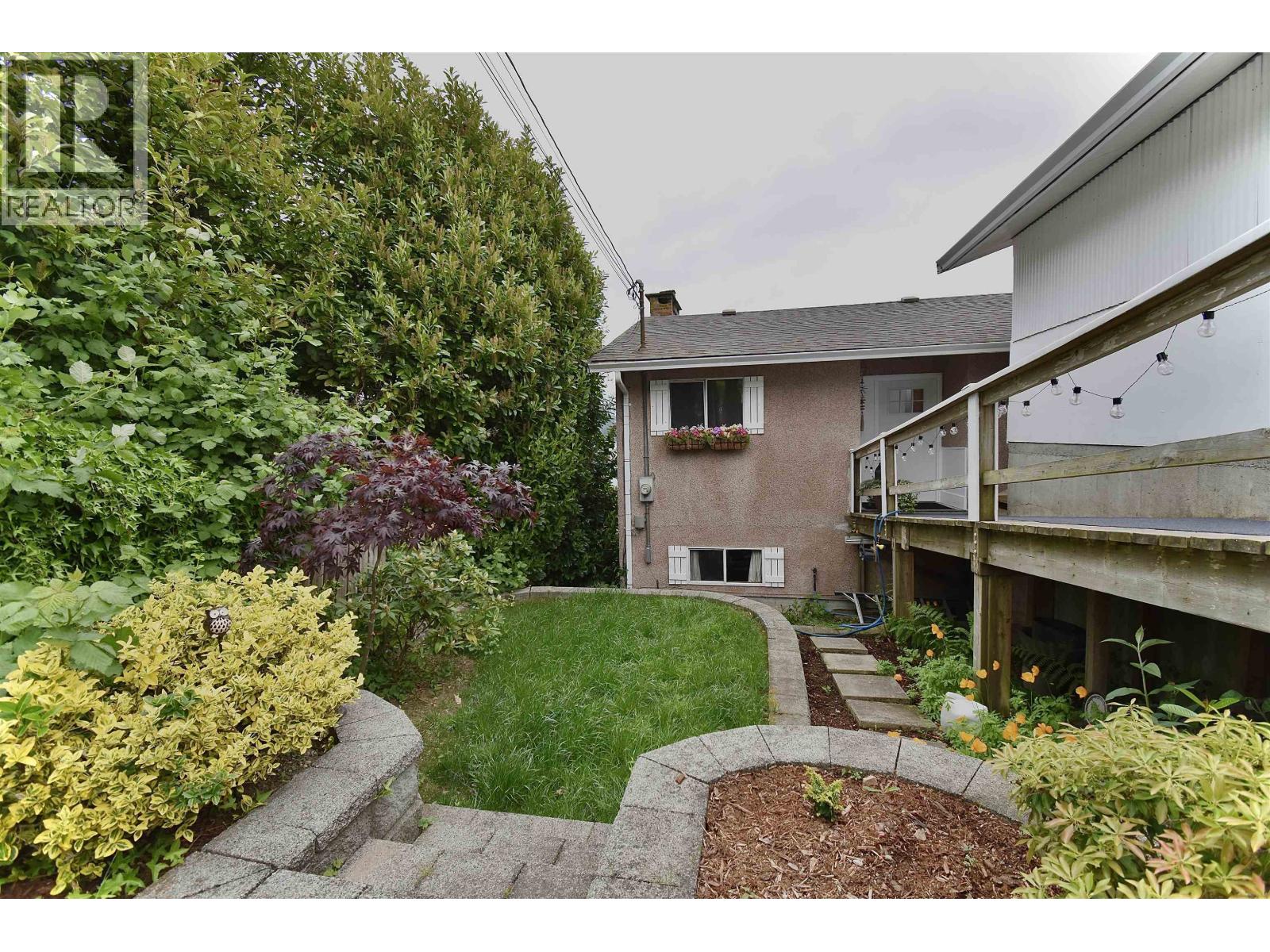 484 MARINE DRIVE, Gibsons