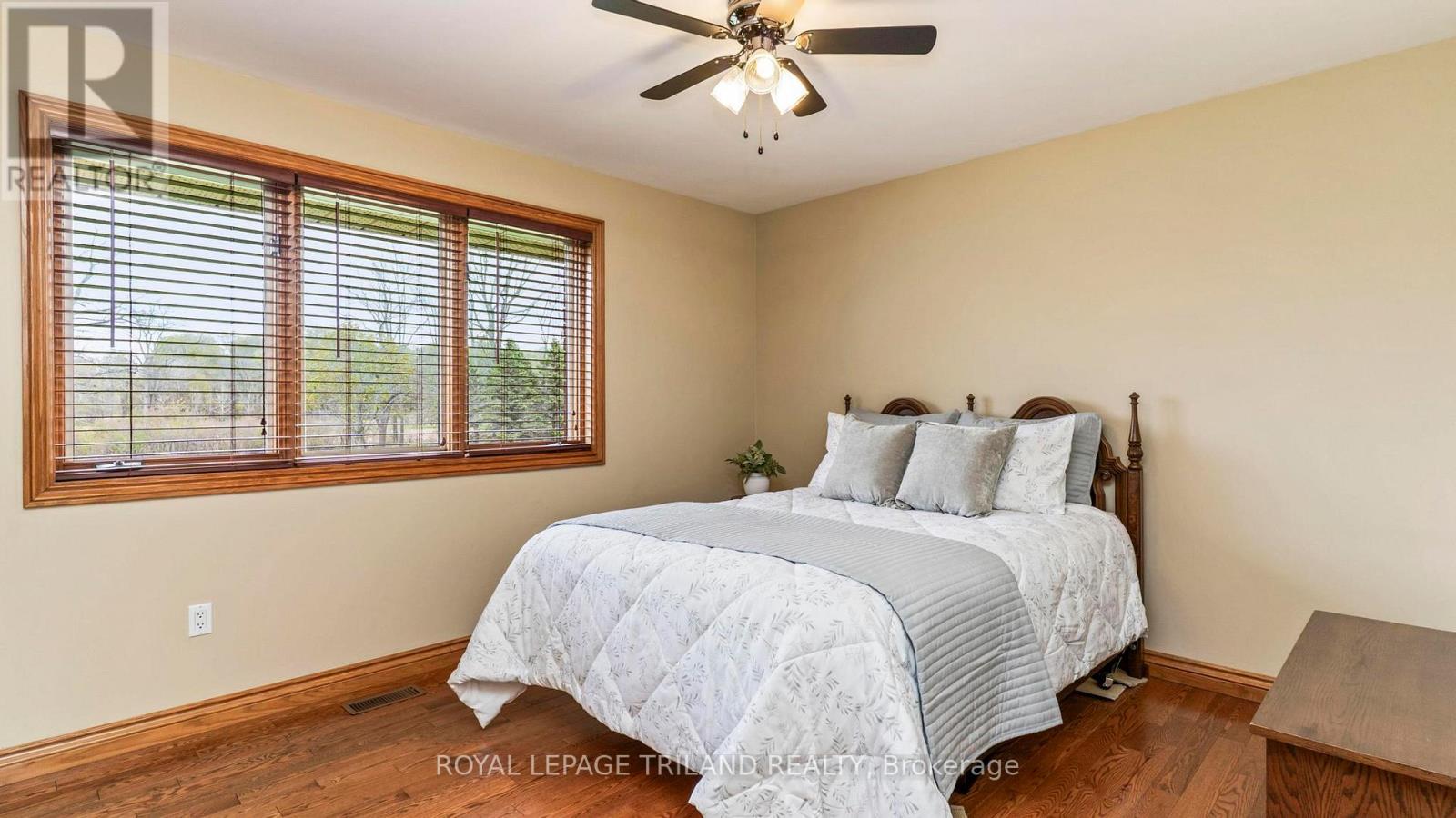 42720 MEADOW WOOD LANE - 24