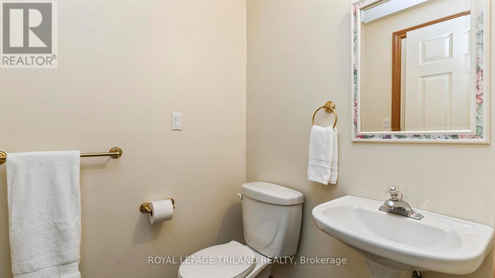 42720 MEADOW WOOD LANE - 32