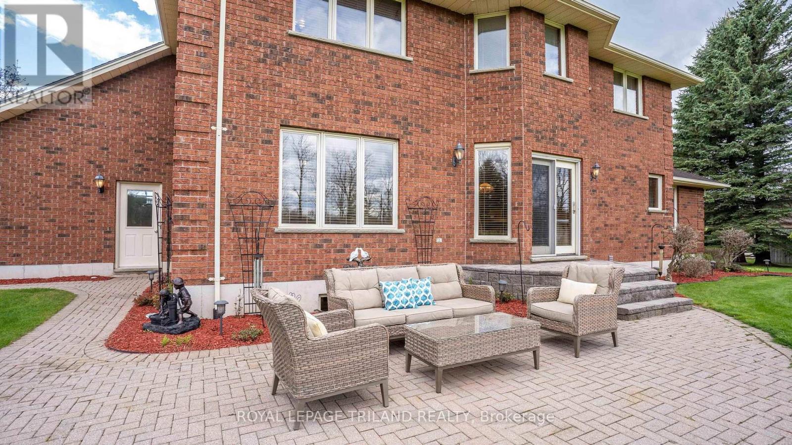 42720 MEADOW WOOD LANE - 35