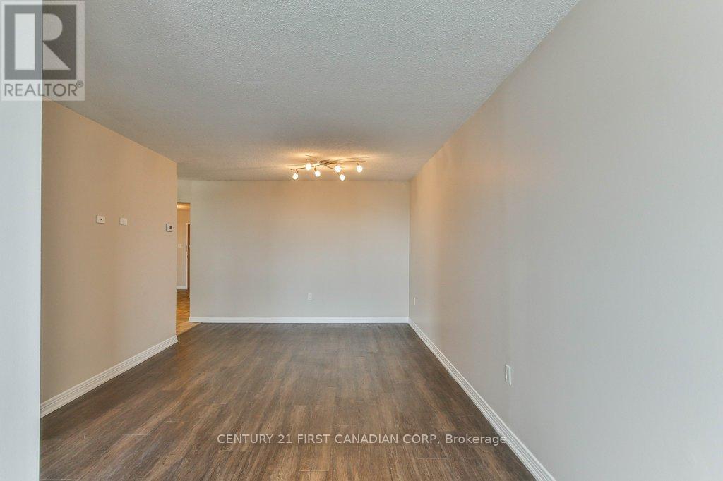 #1406 695 RICHMOND STREET - 17