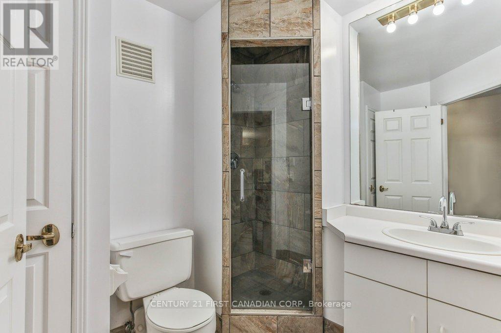 #1406 695 RICHMOND STREET - 29