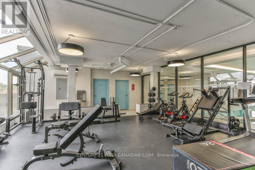 #1406 695 RICHMOND STREET - 33