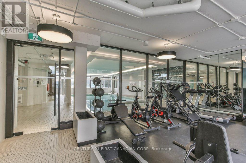 #1406 695 RICHMOND STREET - 36