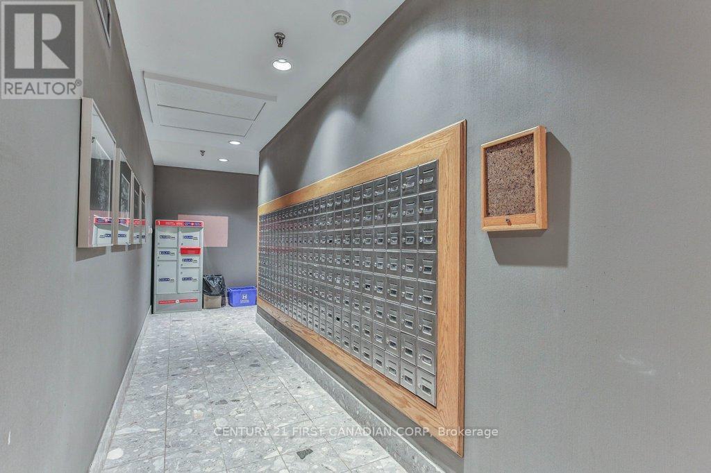 #1406 695 RICHMOND STREET - 7