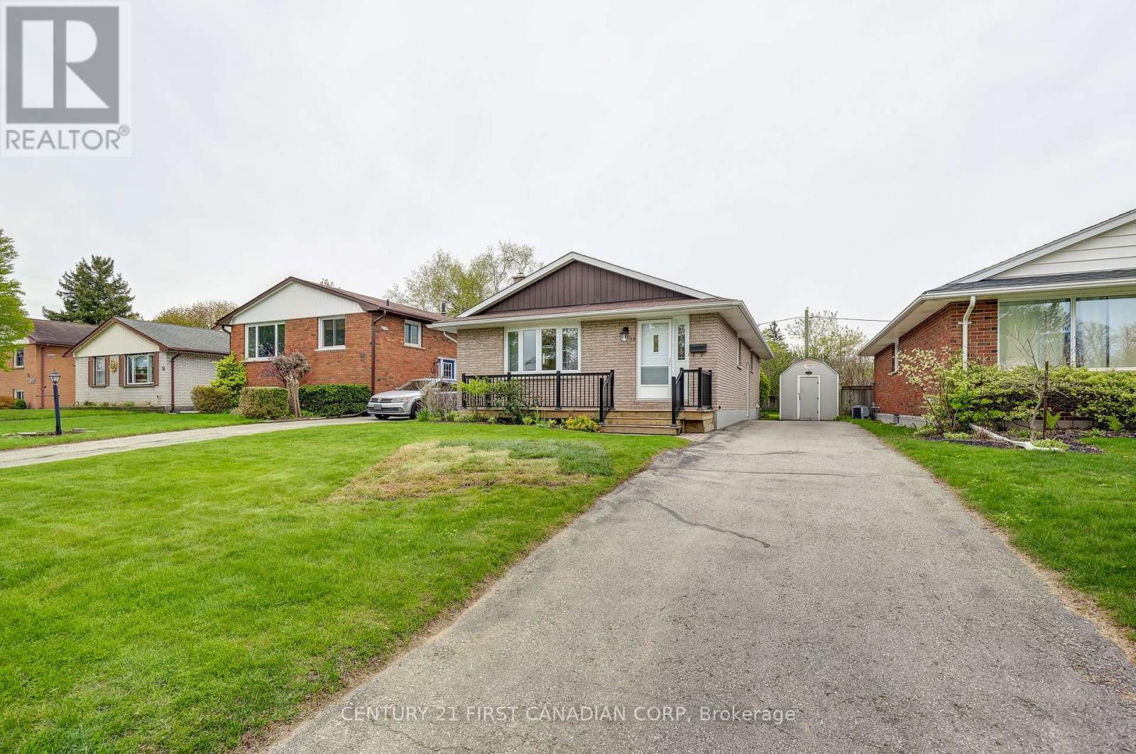 12 ROSEMOUNT CRESCENT - Image 2