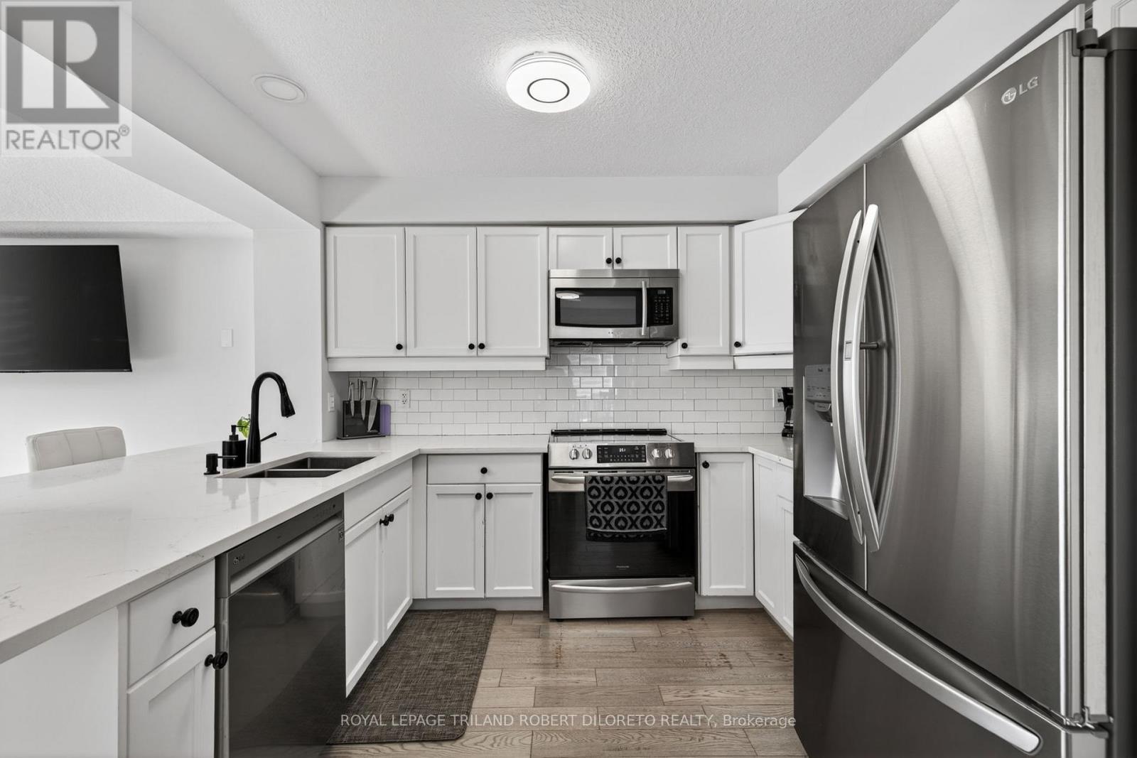787 RUSHBROOK CRESCENT - 9