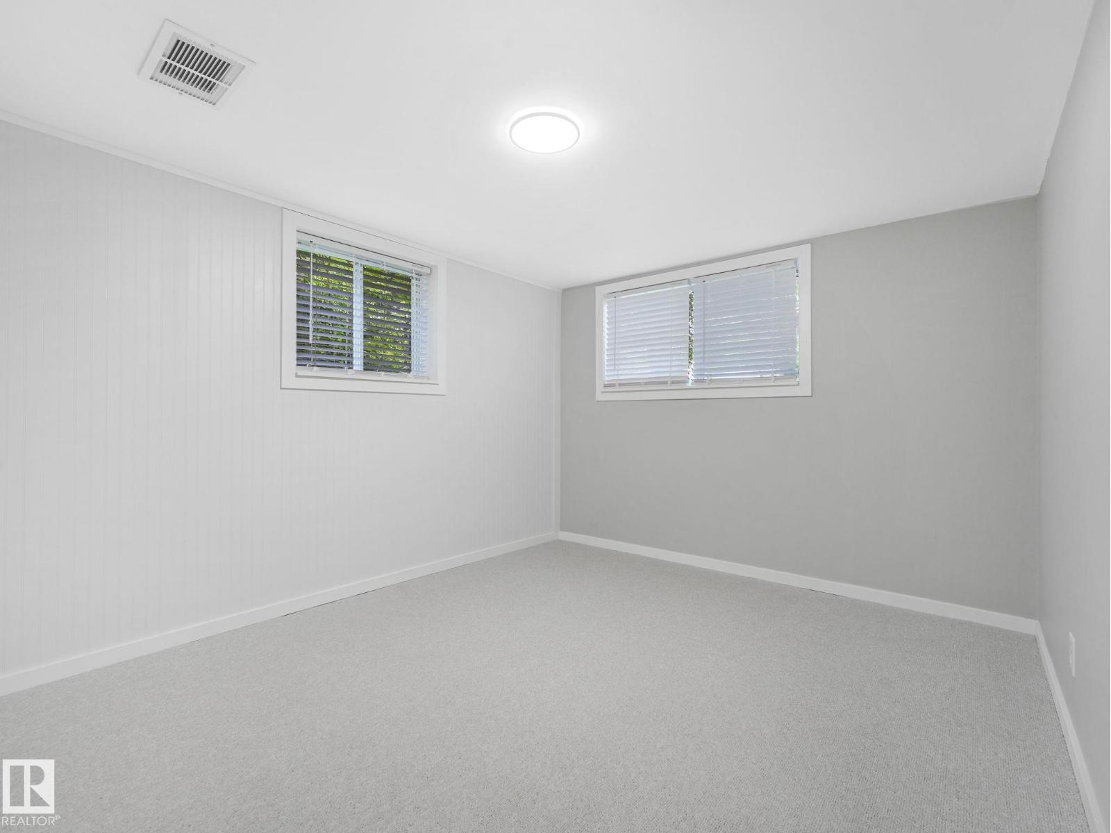 11908 52 ST NW - 70