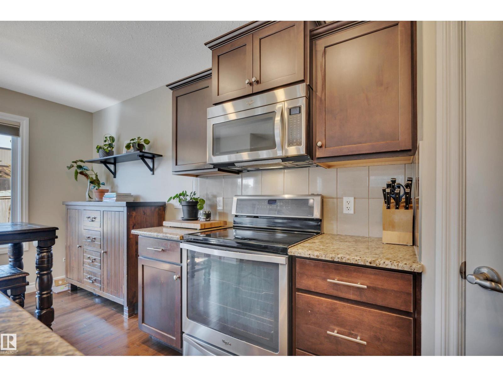 3911 GALLINGER LO NW - 11