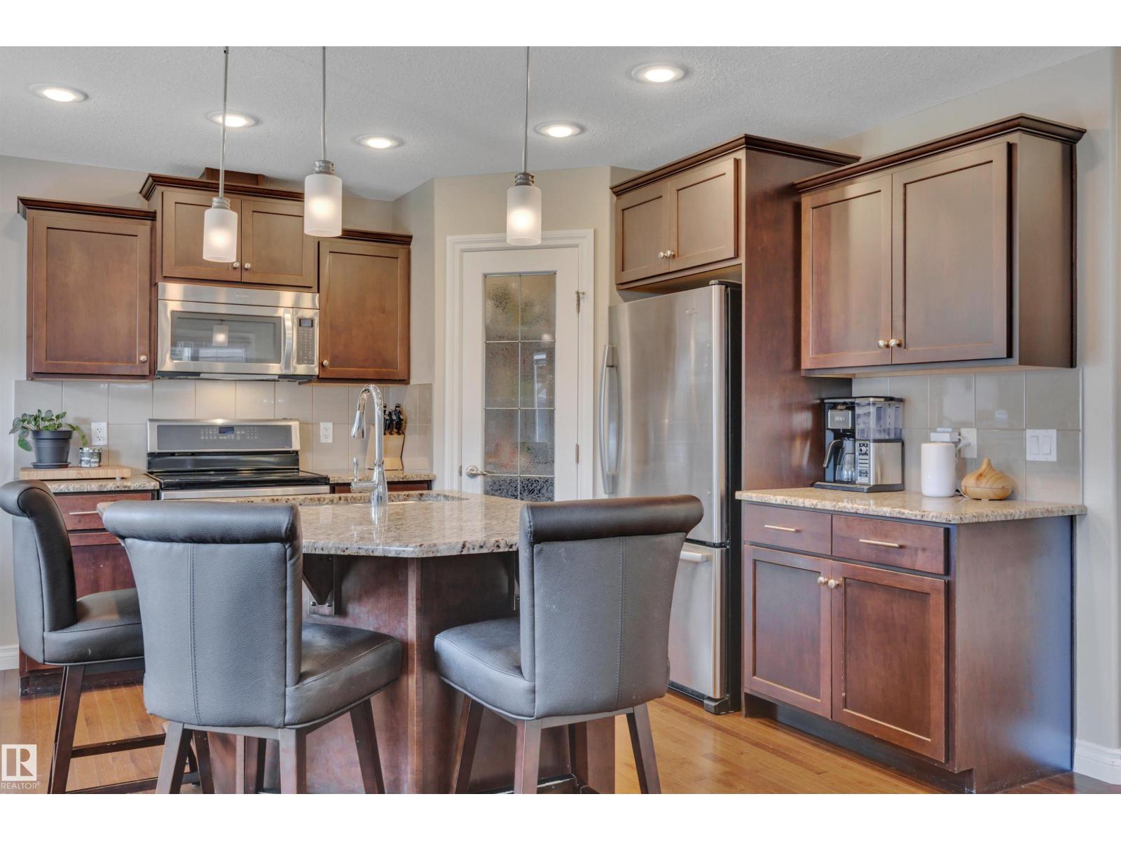 3911 GALLINGER LO NW - 9