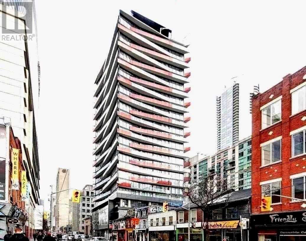 Listing photo of 612 - 215 QUEEN STREET W