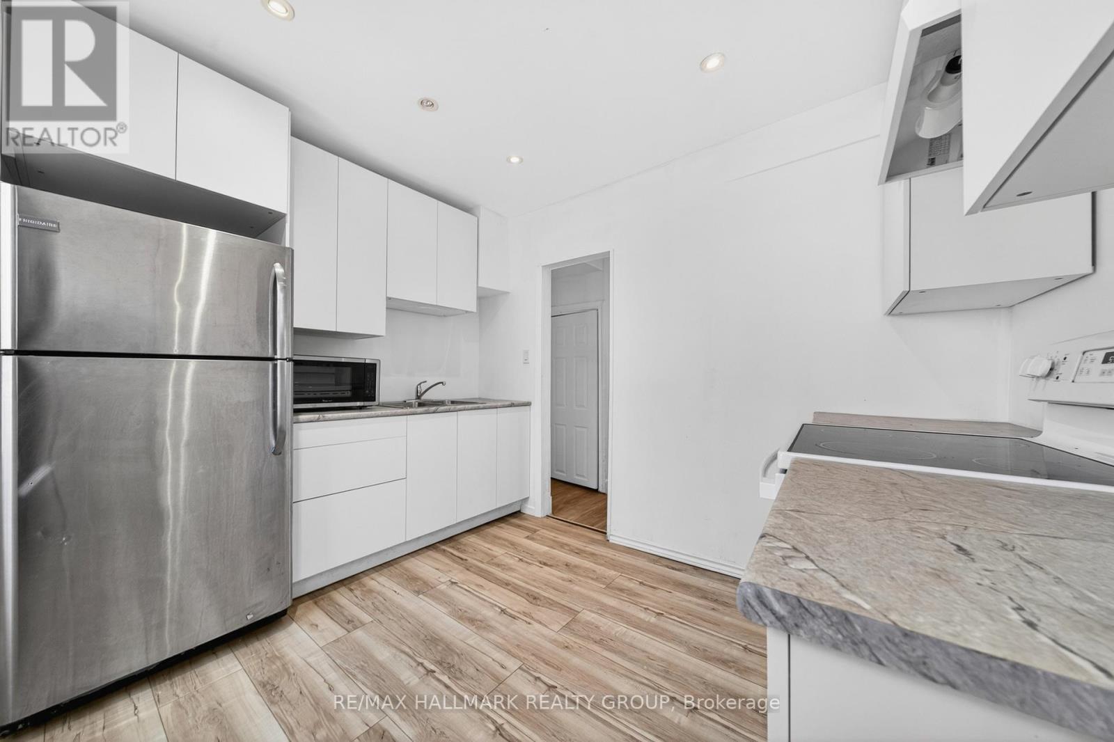 423 ARLINGTON AVENUE - 21