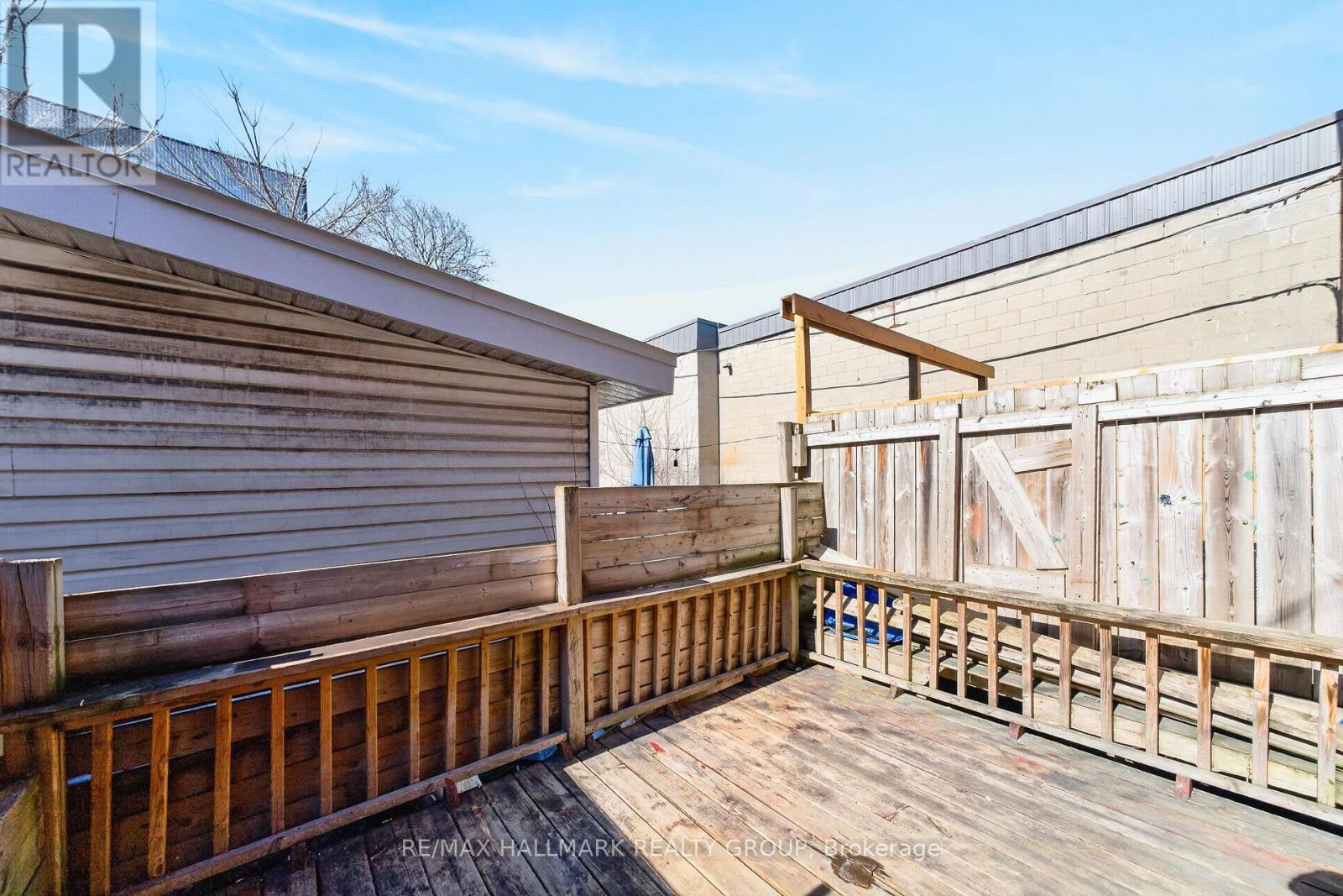 423 ARLINGTON AVENUE - 34