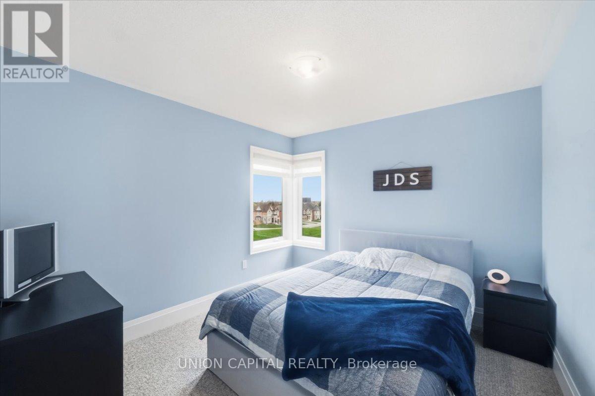75 BETHPAGE CRESCENT - 17