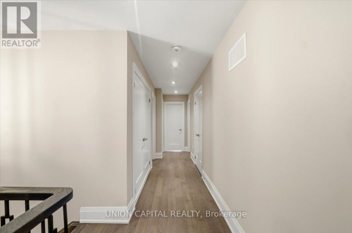 75 BETHPAGE CRESCENT - 28