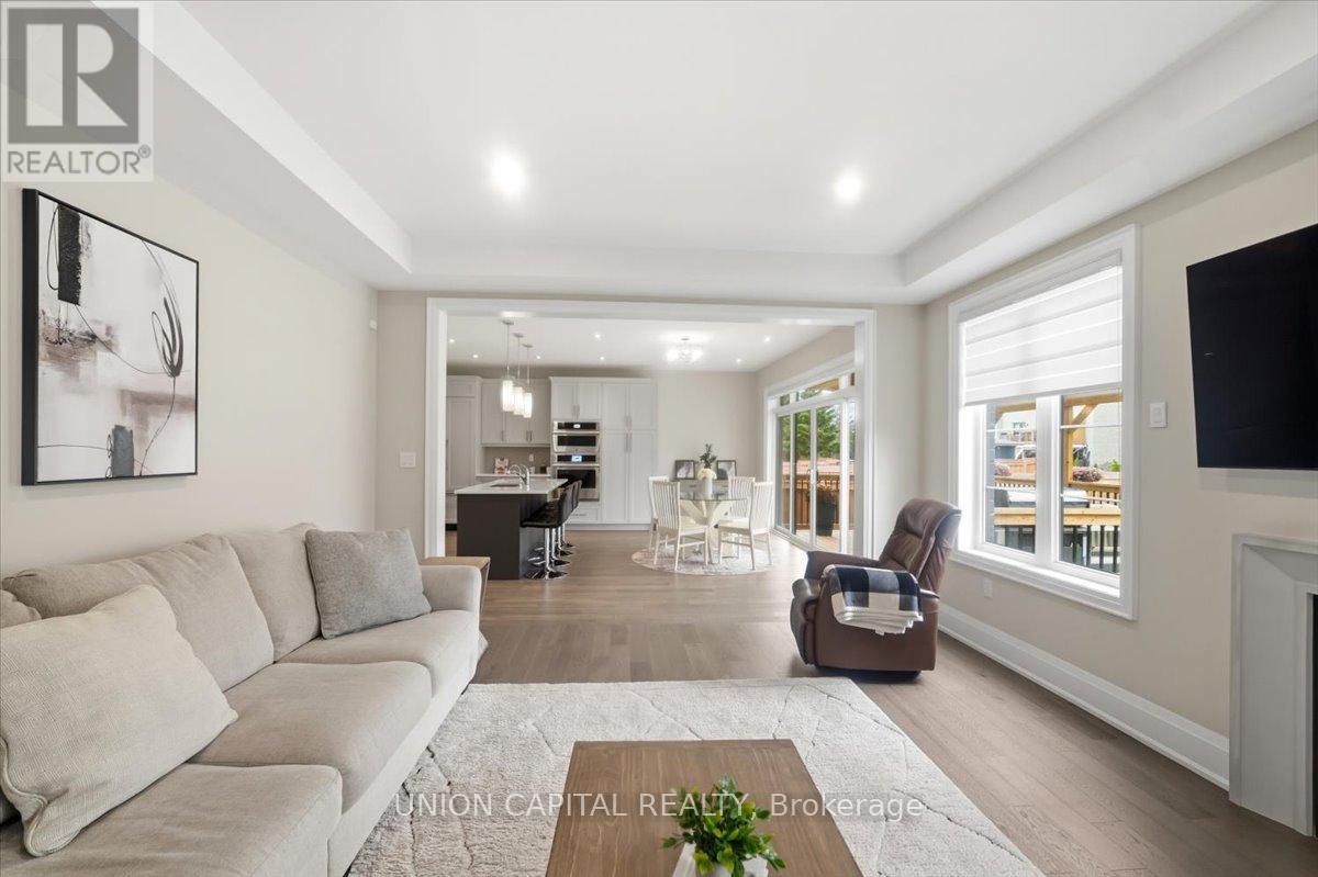 75 BETHPAGE CRESCENT - 5