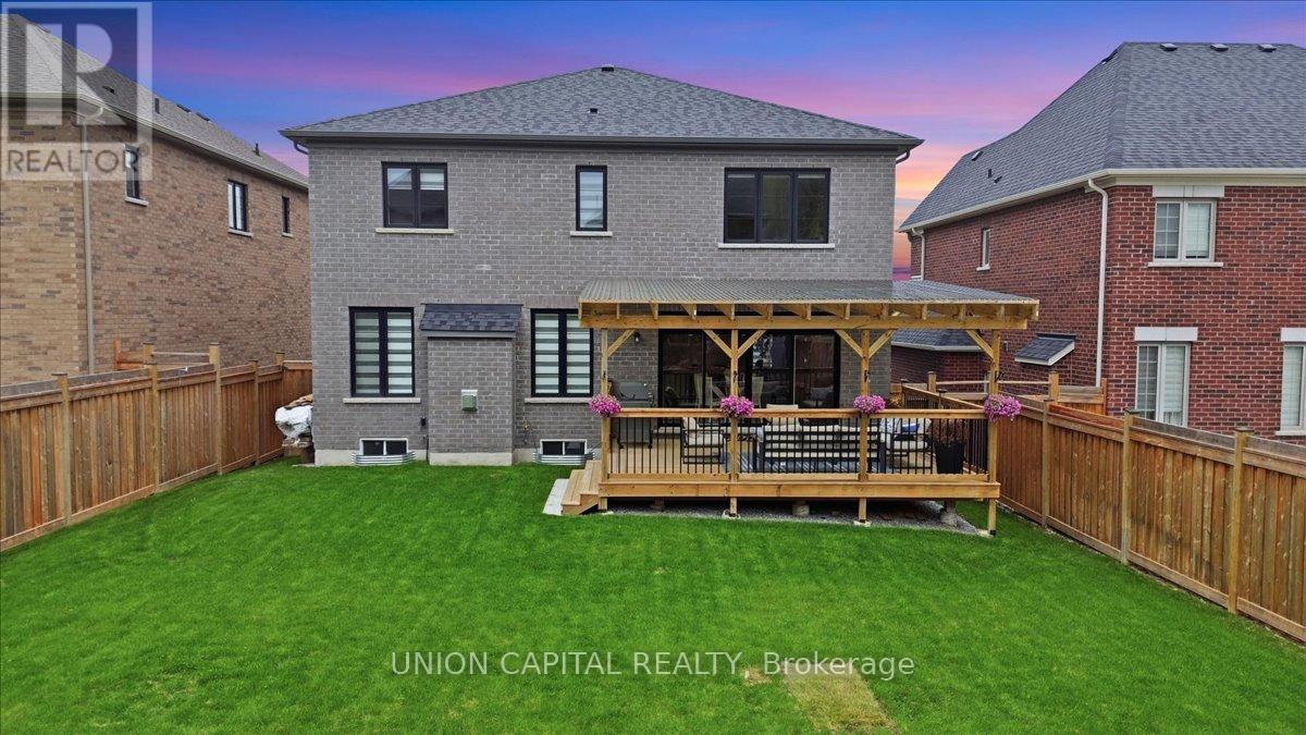 75 BETHPAGE CRESCENT - 50