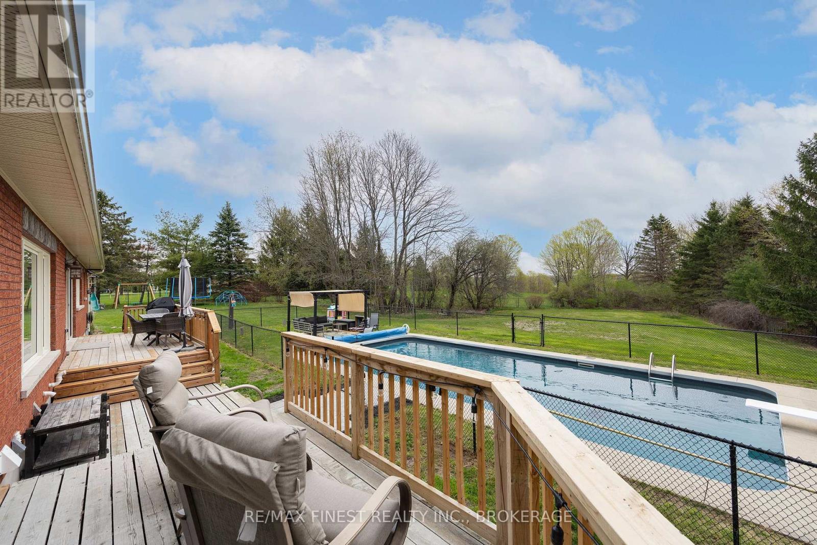 3010 LAKEFIELD DRIVE - 45