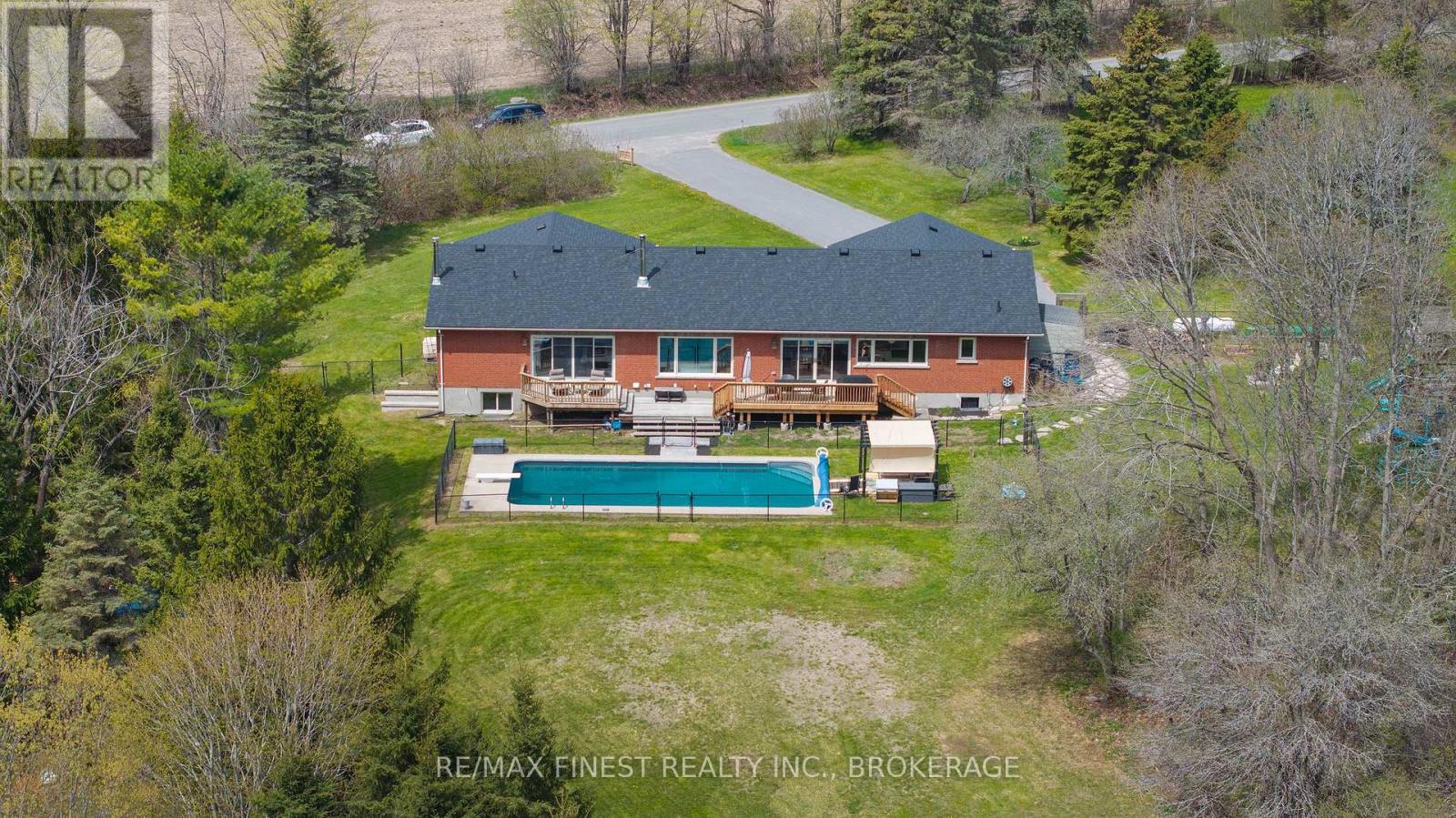 3010 LAKEFIELD DRIVE - 47