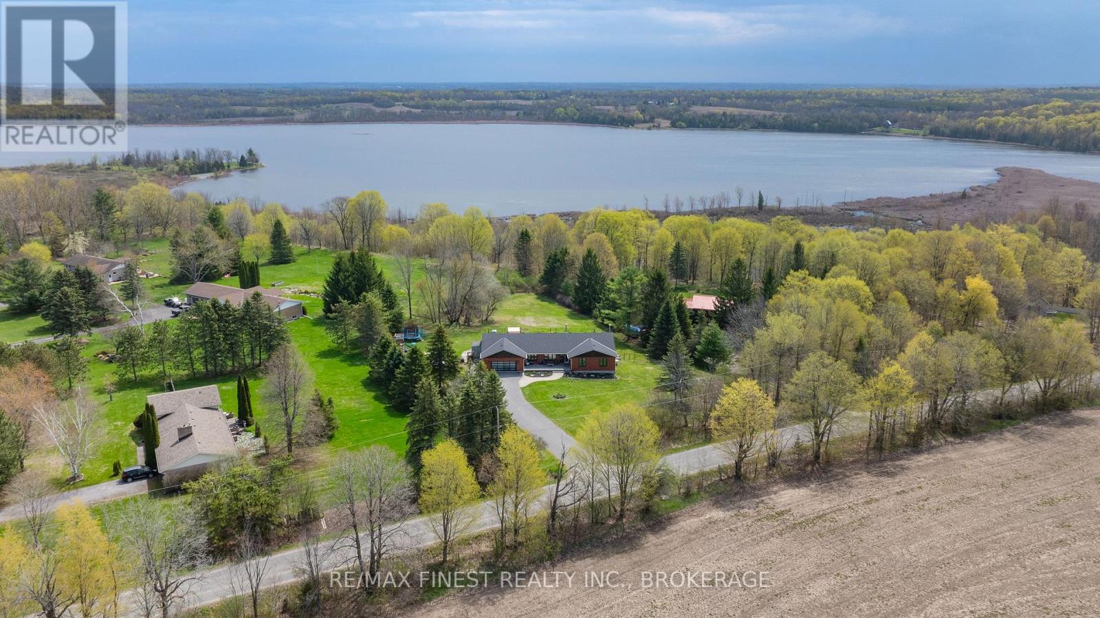 3010 LAKEFIELD DRIVE - 49