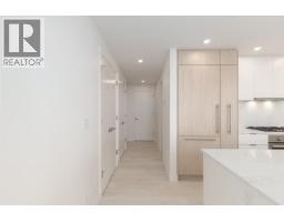 2404 537 Cottonwood Avenue, Coquitlam, BC V3J0S4 Photo 13