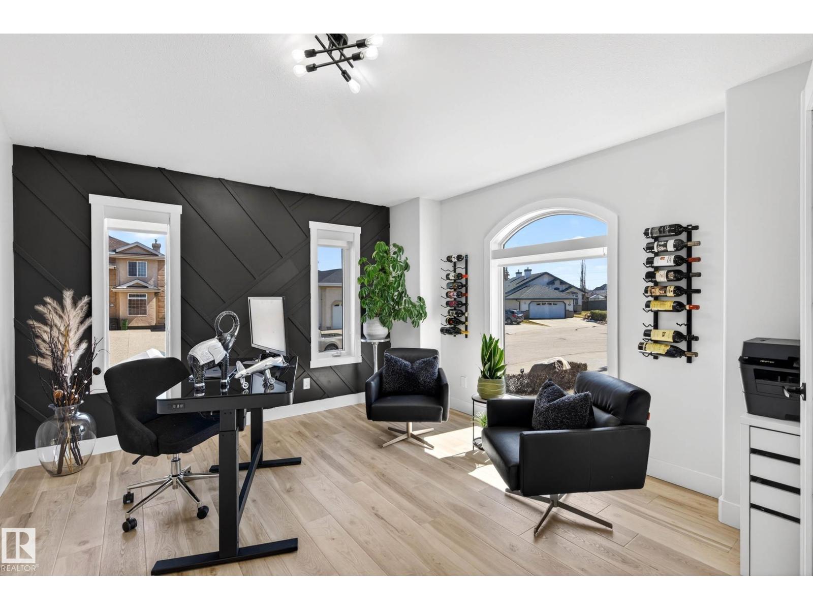 324 CUTTS CT NW, Edmonton