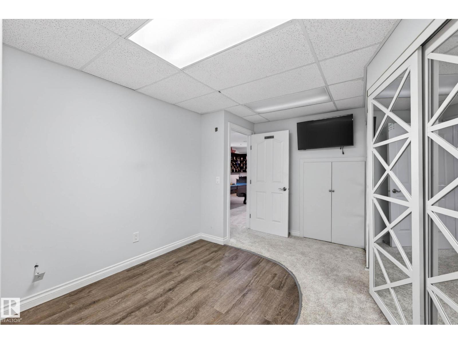 324 CUTTS CT NW, Edmonton
