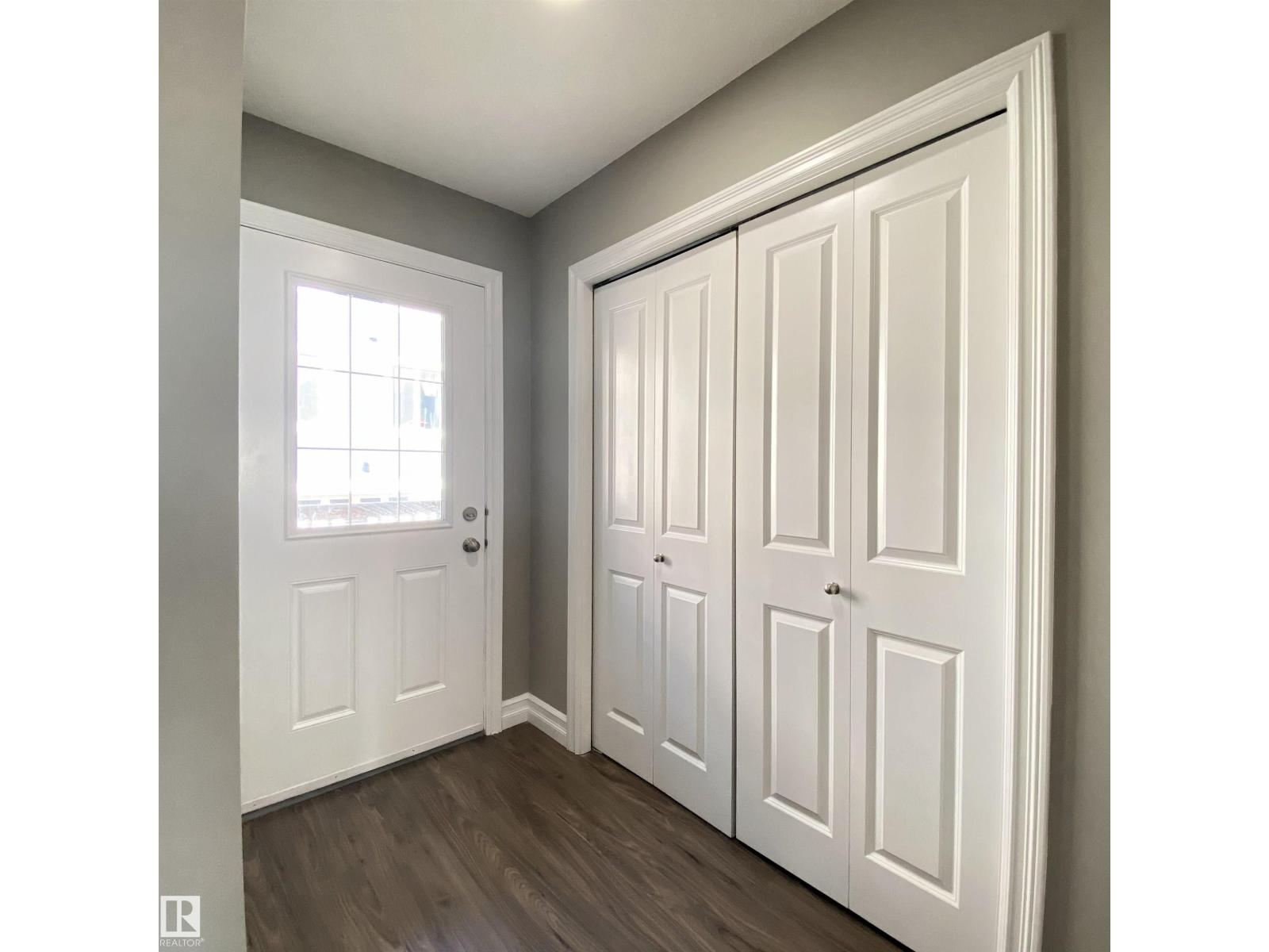 1520 105 ST NW - 14