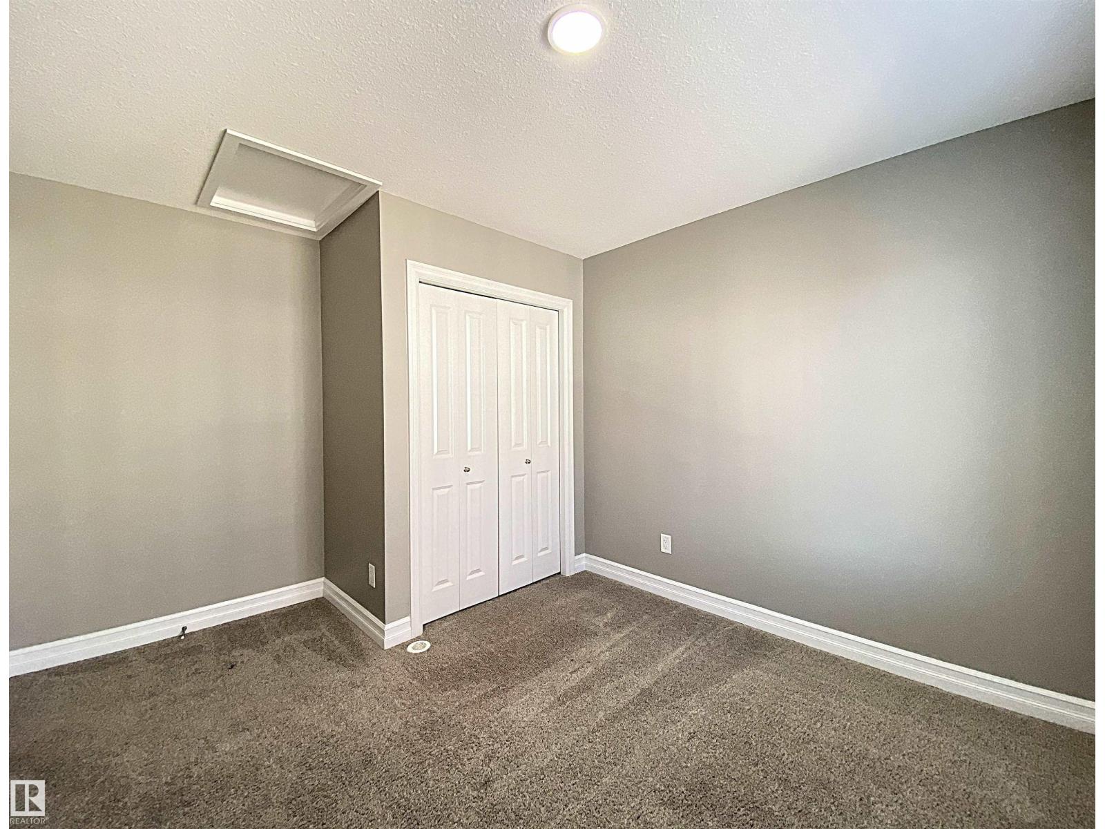 1520 105 ST NW - 23