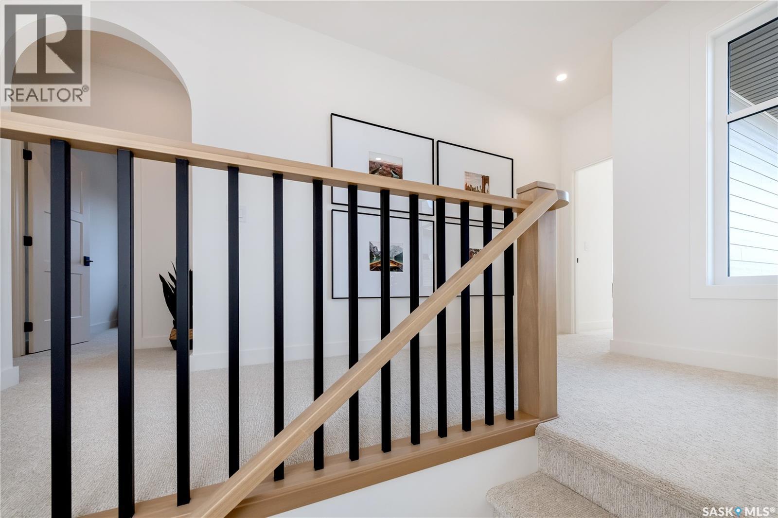 114 Cockcroft MANOR - 26