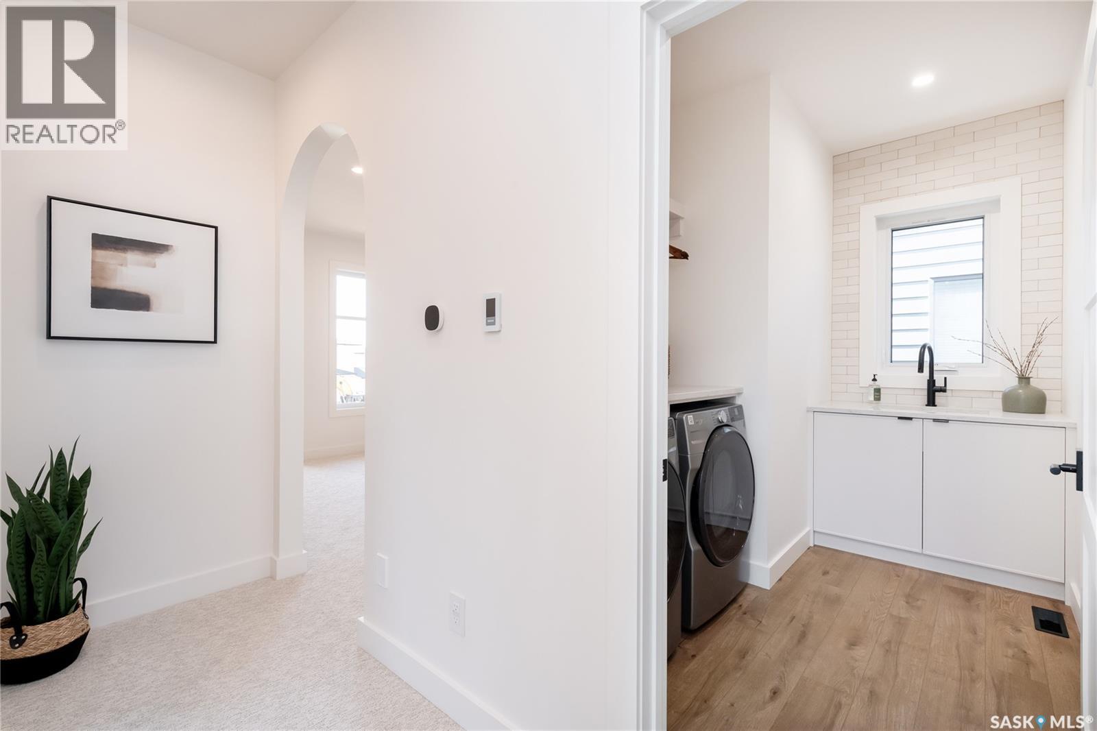 114 Cockcroft MANOR - 47