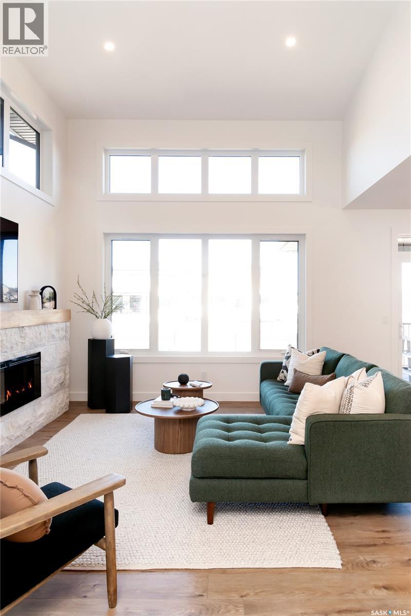 114 Cockcroft MANOR - 7