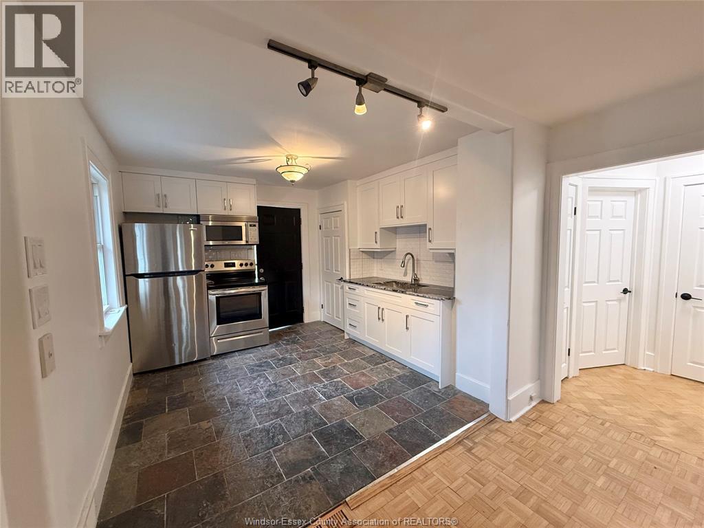 837 LOUIS AVENUE Unit# UPPER, Windsor, Ontario, N8A1X4 — Photo 7