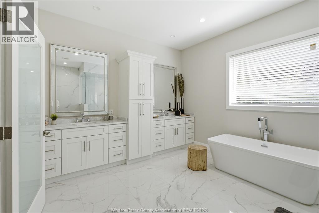 1094 ROSELAND DRIVE South, Windsor, Ontario, N9G1T8 — Photo 32