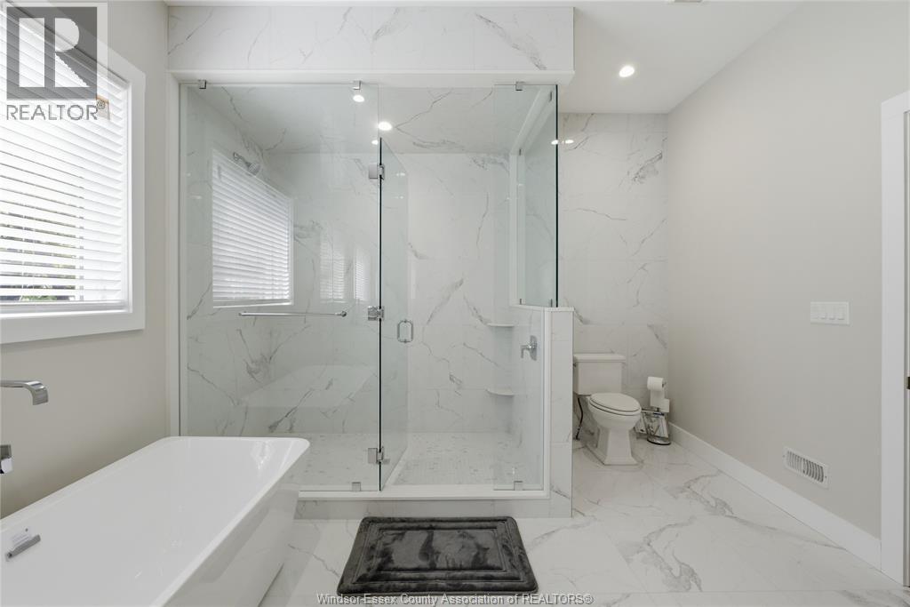 1094 ROSELAND DRIVE South, Windsor, Ontario, N9G1T8 — Photo 33