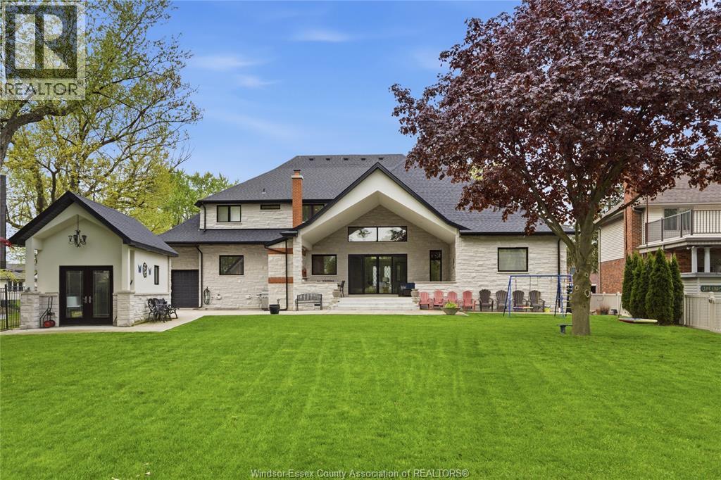 1094 ROSELAND DRIVE South, Windsor, Ontario, N9G1T8 — Photo 7