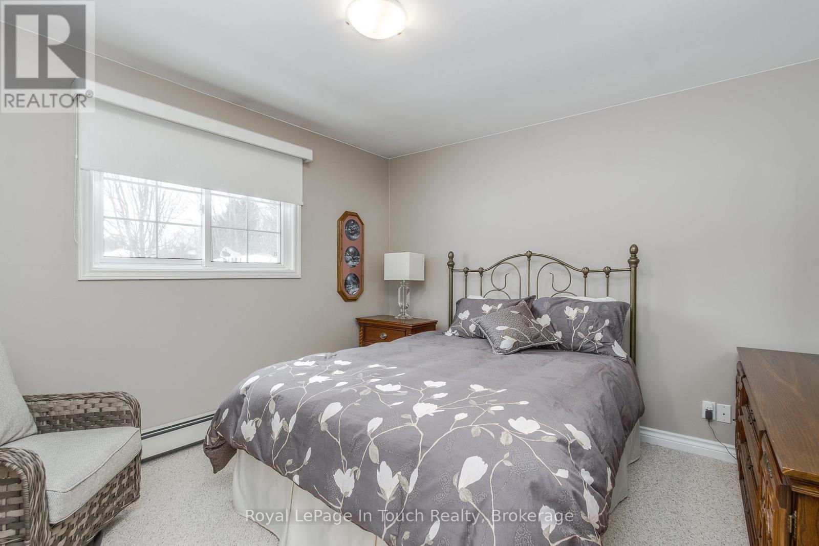19 MAPLEGATE ROAD - 19