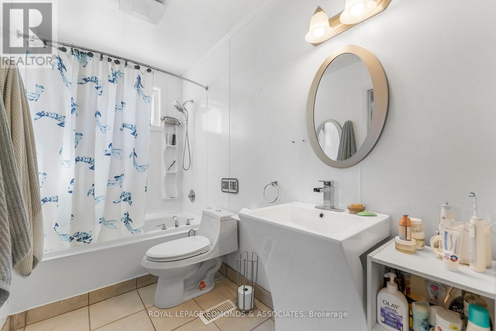 58 HILDA STREET - 20
