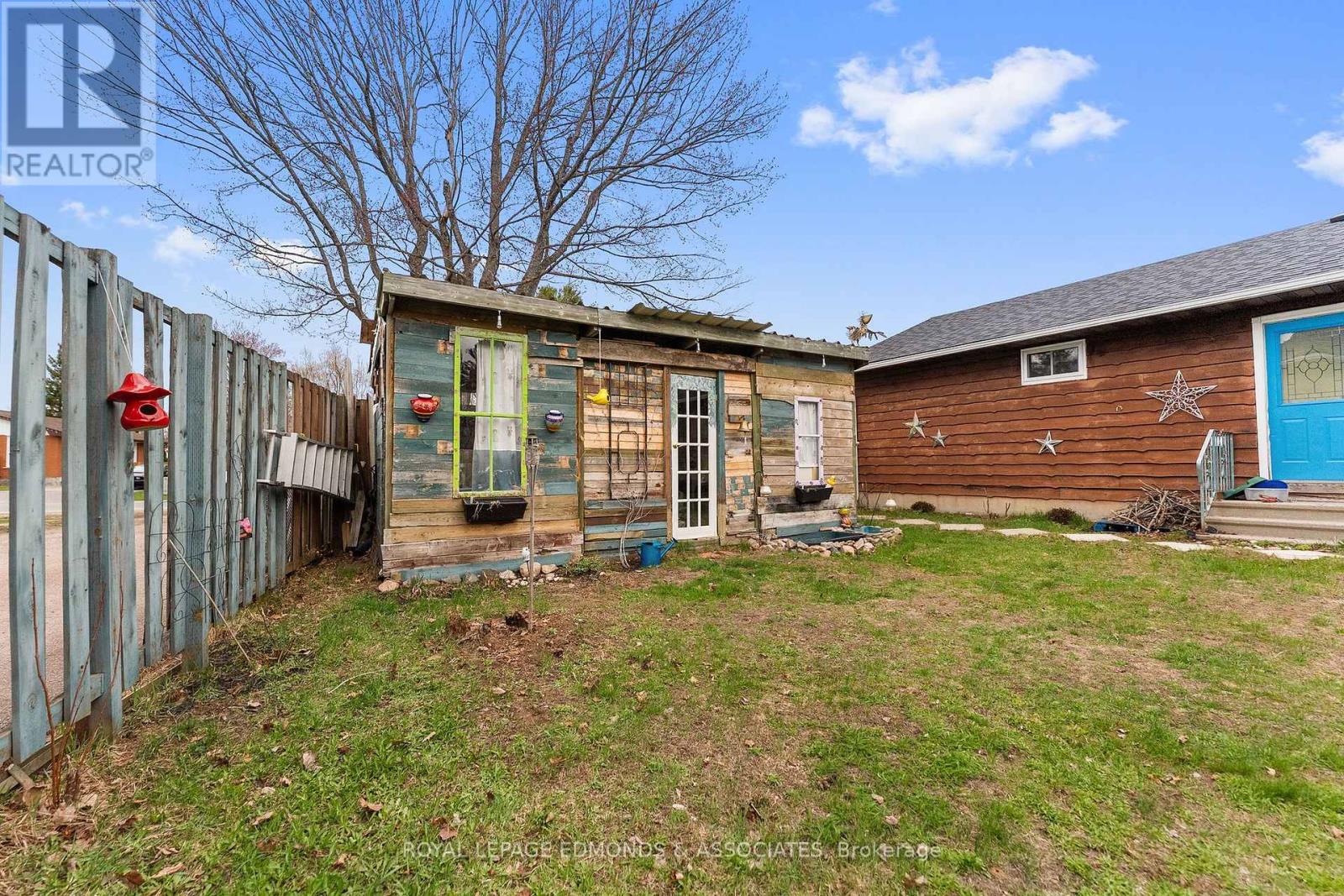 58 HILDA STREET - 42