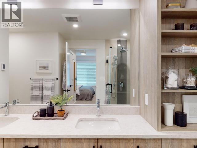 4064 SATURNA AVE - 33